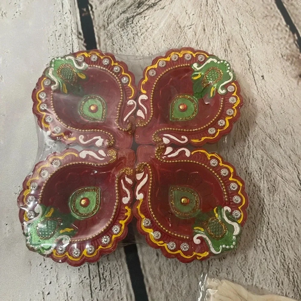 NIB! 4 pack Diya Diwali Dia